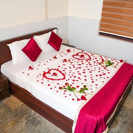 Clay Resort By Bestinn Leisure - Wayanad Padinjarathara Exterior photo