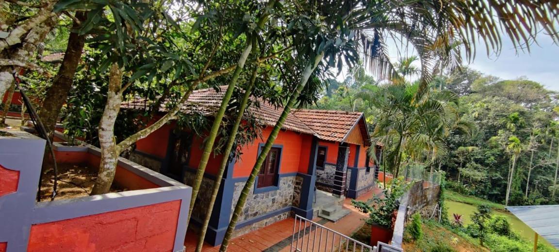 Clay Resort By Bestinn Leisure - Wayanad Padinjarathara Exterior photo